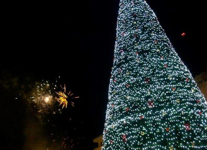 Στις 6.30 το άναμμα του Χριστουγεννιάτικου δένδρου στην Τρίπολη!