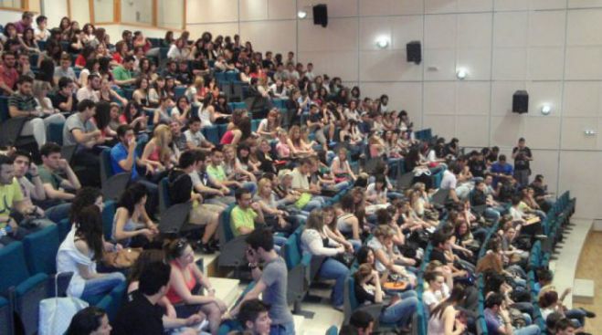 Υποτροφία σε απόφοιτους Πανεπιστήμιου από την Αρκαδία δίνει το Ίδρυμα Ειρήνης &amp; Ιωάννου Σαββοπούλου