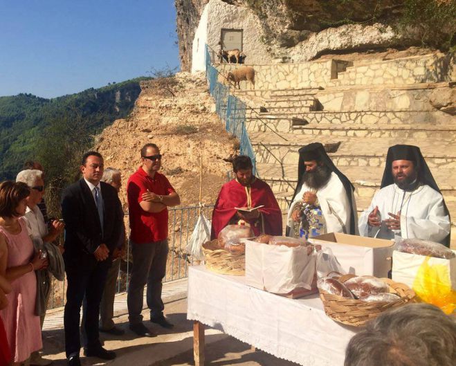 &Omicron; &Kappa;ώ&sigma;&tau;&alpha;&sigmaf; &Beta;&lambda;ά&sigma;&eta;&sigmaf; &sigma;&tau;&eta;&nu; &epsilon;&omicron;&rho;&tau;ή &Tau;&iota;&mu;ί&alpha;&sigmaf; &Zeta;ώ&nu;&eta;&sigmaf; &Theta;&epsilon;&omicron;&tau;ό&kappa;&omicron;&upsilon; &sigma;&tau;&eta; &Chi;ώ&rho;&alpha; &Gamma;&omicron;&rho;&tau;&upsilon;&nu;ί&alpha;&sigmaf; (&epsilon;&iota;&kappa;ό&nu;&epsilon;&sigmaf;)