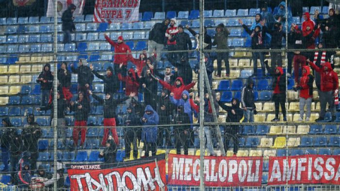 &Gamma;ή&pi;&epsilon;&delta;&omicron; &Alpha;&sigma;&tau;έ&rho;&alpha; | &Alpha;&nu;&omicron;ί&gamma;&epsilon;&iota; &eta; "&Theta;ύ&rho;&alpha; 4" &gamma;&iota;&alpha; &tau;&omicron;&upsilon;&sigmaf; &phi;&iota;&lambda;ά&theta;&lambda;&omicron;&upsilon;&sigmaf; &tau;&omicron;&upsilon; &Omicron;&lambda;&upsilon;&mu;&pi;&iota;&alpha;&kappa;&omicron;ύ!