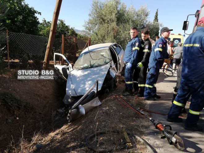 Σοβαρό τροχαίο ατύχημα στο Άργος με δυο νεαρά άτομα τραυματίες (vd)