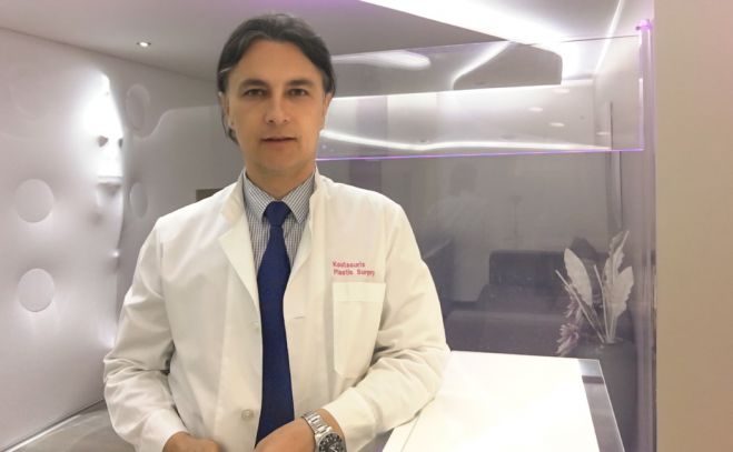 &Alpha;&nu;&alpha;ί&mu;&alpha;&kappa;&tau;&eta; &Rho;&iota;&nu;&omicron;&pi;&lambda;&alpha;&sigma;&tau;&iota;&kappa;ή &Chi;&omega;&rho;ί&sigmaf; &Chi;&epsilon;&iota;&rho;&omicron;&upsilon;&rho;&gamma;&epsilon;ί&omicron;, &mu;έ&sigma;&alpha; &sigma;&epsilon; 15 &lambda;&epsilon;&pi;&tau;ά