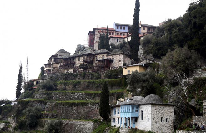 &Iota;&epsilon;&rho;ά &Kappa;&omicron;&iota;&nu;ό&tau;&eta;&tau;&alpha; &Alpha;&gamma;ί&omicron;&upsilon; Ό&rho;&omicron;&upsilon;&sigmaf; &sigma;&epsilon; &kappa;&upsilon;&beta;έ&rho;&nu;&eta;&sigma;&eta;: "&Mu;&eta;&nu; &nu;&omicron;&mu;&omicron;&theta;&epsilon;&tau;ή&sigma;&epsilon;&tau;&epsilon; &gamma;ά&mu;&omicron; &omicron;&mu;ό&phi;&upsilon;&lambda;&omega;&nu; &zeta;&epsilon;&upsilon;&gamma;&alpha;&rho;&iota;ώ&nu;"