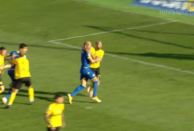 "Έ&pi;&nu;&iota;&xi;&alpha;&nu;" &pi;έ&nu;&alpha;&lambda;&tau;&iota; &upsilon;&pi;έ&rho; &tau;&omicron;&upsilon; &Alpha;&sigma;&tau;έ&rho;&alpha; - &Kappa;&epsilon;&phi;&alpha;&lambda;&omicron;&kappa;&lambda;&epsilon;ί&delta;&omega;&mu;&alpha; &sigma;&tau;&omicron;&nu; &Mu;&pi;&alpha;&rho;ά&lambda;&epsilon;&sigmaf;! (vd)