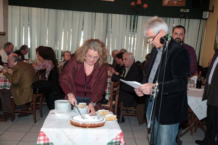 &Sigma;&upsilon;&nu;&epsilon;&sigma;&tau;ί&alpha;&sigma;&eta; &kappa;&alpha;&iota; &kappa;&omicron;&pi;ή &tau;&eta;&sigmaf; &pi;ί&tau;&alpha;&sigmaf; &alpha;&pi;ό &tau;&omicron;&nu; &Pi;&omicron;&lambda;&iota;&tau;&iota;&sigma;&tau;&iota;&kappa;ό &Sigma;ύ&lambda;&lambda;&omicron;&gamma;&omicron; &Beta;&alpha;&lambda;&tau;&epsilon;&sigma;&iota;&nu;ί&kappa;&omicron;&upsilon; (&epsilon;&iota;&kappa;ό&nu;&epsilon;&sigmaf;)