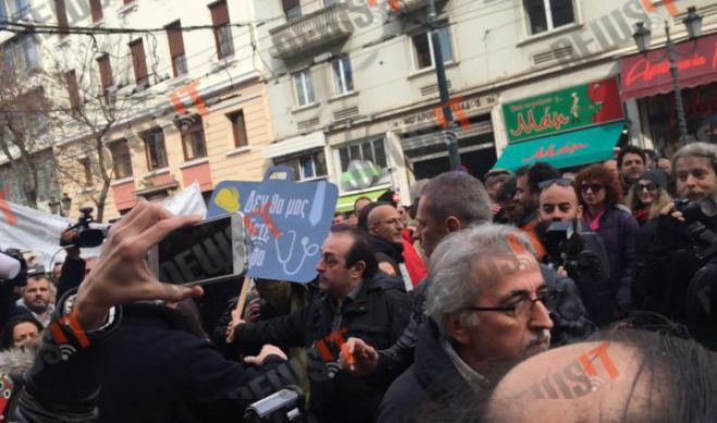 "&Kappa;ό&kappa;&kappa;&iota;&nu;&omicron; &pi;&alpha;&nu;ί" &omicron; &Alpha;&rho;&kappa;ά&sigmaf; &Pi;&rho;ό&epsilon;&delta;&rho;&omicron;&sigmaf; &tau;&eta;&sigmaf; &Gamma;&Sigma;&Epsilon;&Epsilon; - &Tau;&omicron;&nu; έ&delta;&iota;&omega;&xi;&alpha;&nu; &alpha;&pi;ό &tau;&eta;&nu; &pi;&omicron;&rho;&epsilon;ί&alpha;! (vd)