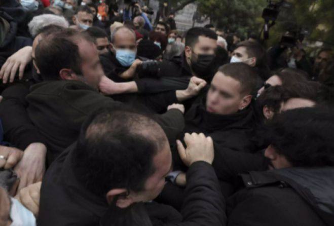 &Pi;&omicron;&lambda;&upsilon;&tau;&epsilon;&chi;&nu;&epsilon;ί&omicron; | &Mu;&pi;&omicron;&upsilon;&nu;&iota;έ&sigmaf; &kappa;&alpha;&iota; &tau;&rho;&alpha;&mu;&pi;&omicron;&upsilon;&kappa;&iota;&sigma;&mu;&omicron;ί &sigma;&epsilon; &beta;&omicron;&upsilon;&lambda;&epsilon;&upsilon;&tau;έ&sigmaf; &tau;&eta;&sigmaf; &Nu;&Delta; &kappa;&alpha;&iota; &sigma;&tau;&epsilon;&lambda;έ&chi;&eta; &tau;&omicron;&upsilon; &Sigma;&Upsilon;&Rho;&Iota;&Zeta;&Alpha; (vd)