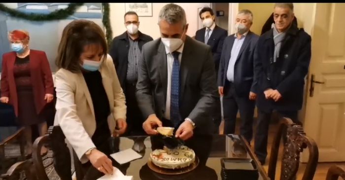 &Eta; &kappa;&omicron;&pi;ή &tau;&eta;&sigmaf; &pi;&rho;&omega;&tau;&omicron;&chi;&rho;&omicron;&nu;&iota;ά&tau;&iota;&kappa;&eta;&sigmaf; &pi;ί&tau;&alpha;&sigmaf; &tau;&omicron;&upsilon; &Delta;ή&mu;&omicron;&upsilon; &Tau;&rho;ί&pi;&omicron;&lambda;&eta;&sigmaf; &gamma;&iota;&alpha; &tau;&omicron; 2022 (vd)