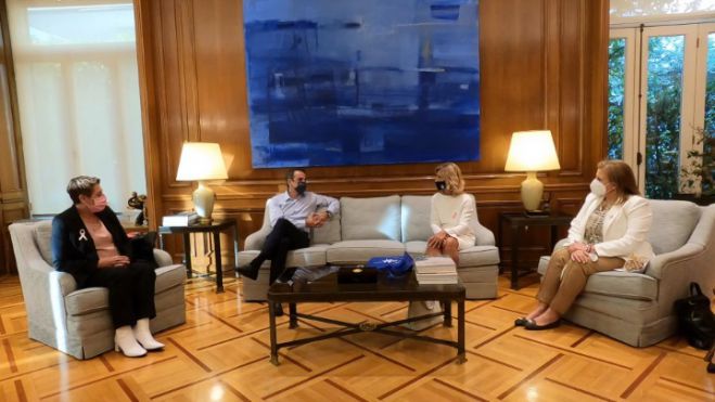 &Pi;&rho;ό&gamma;&rho;&alpha;&mu;&mu;&alpha; &delta;&omega;&rho;&epsilon;ά&nu; &mu;&alpha;&sigma;&tau;&omicron;&gamma;&rho;&alpha;&phi;ί&alpha;&sigmaf;, &alpha;&nu;ά &delta;ύ&omicron; έ&tau;&eta;, &gamma;&iota;&alpha; ό&lambda;&epsilon;&sigmaf; &tau;&iota;&sigmaf; &gamma;&upsilon;&nu;&alpha;ί&kappa;&epsilon;&sigmaf; &eta;&lambda;&iota;&kappa;ί&alpha;&sigmaf; 49 &kappa;&alpha;&iota; 50 &epsilon;&tau;ώ&nu;!