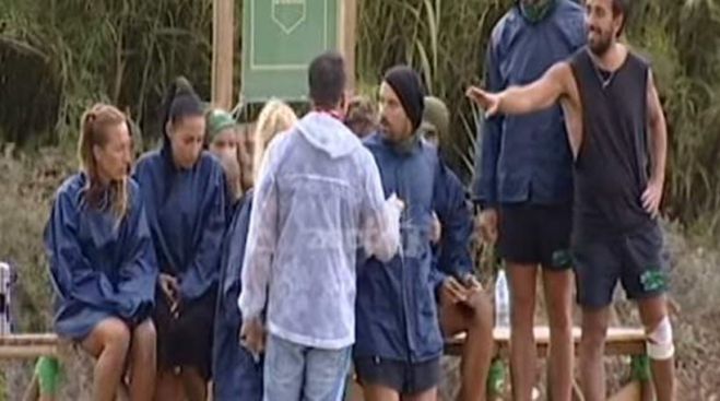 &Pi;&alpha;&rho;&alpha;&lambda;ί&gamma;&omicron; &nu;&alpha; &pi;&alpha;ί&xi;&omicron;&upsilon;&nu; &xi;ύ&lambda;&omicron; &sigma;&tau;&omicron; Survival Secret! (vd)