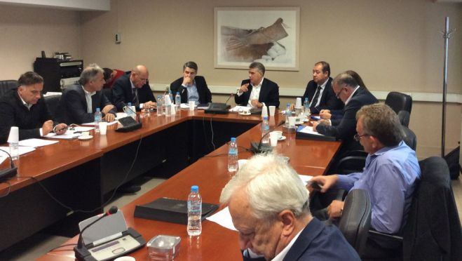 Κίνδυνος να χαθούν κονδύλια από το ΕΣΠΑ - Συνάντηση Οδυσσέα με Περιφερειάρχες