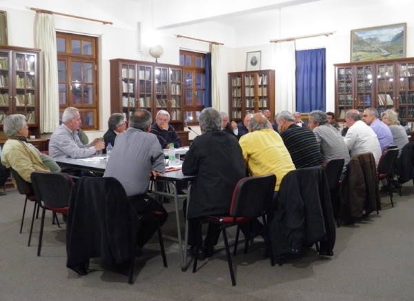 &Nu;έ&alpha; &Omicron;&iota;&kappa;&omicron;&nu;&omicron;&mu;&iota;&kappa;ή &Epsilon;&pi;&iota;&tau;&rho;&omicron;&pi;ή &sigma;&tau;&eta; &Nu;ό&tau;&iota;&alpha; &Kappa;&upsilon;&nu;&omicron;&upsilon;&rho;ί&alpha;. &Chi;&omega;&rho;ί&sigmaf; &alpha;&lambda;&lambda;&alpha;&gamma;έ&sigmaf; &tau;&omicron; &Pi;&rho;&omicron;&epsilon;&delta;&rho;&epsilon;ί&omicron;