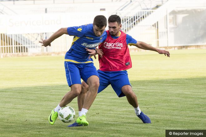 &Alpha;&sigma;&tau;έ&rho;&alpha;&sigmaf; | Έ&delta;&omega;&sigma;&epsilon; &pi;&alpha;ί&kappa;&tau;&eta; &delta;&alpha;&nu;&epsilon;&iota;&kappa;ό &sigma;&tau;&eta; &Sigma;&pi;ά&rho;&tau;&eta;