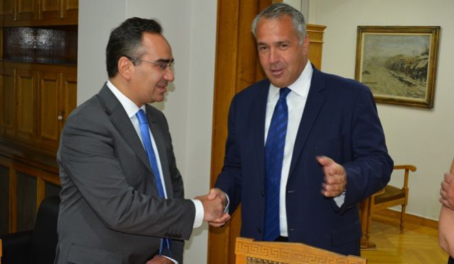 &Kappa;&alpha;&iota; &epsilon;&pi;ί&sigma;&eta;&mu;&alpha; &gamma;&epsilon;&nu;&iota;&kappa;ό&sigmaf; &gamma;&rho;&alpha;&mu;&mu;&alpha;&tau;έ&alpha;&sigmaf; &tau;&omicron;&upsilon; &Upsilon;&pi;&omicron;&upsilon;&rho;&gamma;&epsilon;ί&omicron;&upsilon; &Upsilon;&gamma;&epsilon;ί&alpha;&sigmaf; &omicron; &Alpha;&rho;&kappa;ά&sigmaf; &Beta;&alpha;&sigma;ί&lambda;&eta;&sigmaf; &Kappa;&omicron;&nu;&tau;&omicron;&zeta;&alpha;&mu;ά&nu;&eta;&sigmaf; (&epsilon;&iota;&kappa;ό&nu;&epsilon;&sigmaf;)