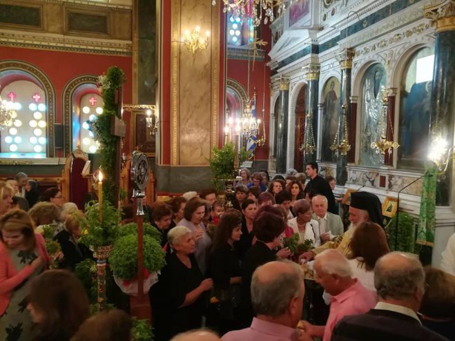 &Eta; &epsilon;&omicron;&rho;&tau;ή Ύ&psi;&omega;&sigma;&eta;&sigmaf; &tau;&omicron;&upsilon; &Sigma;&tau;&alpha;&upsilon;&rho;&omicron;ύ &sigma;&tau;&eta;&nu; &Tau;&rho;ί&pi;&omicron;&lambda;&eta; - &Delta;&epsilon;ί&tau;&epsilon; &epsilon;&iota;&kappa;ό&nu;&epsilon;&sigmaf;!