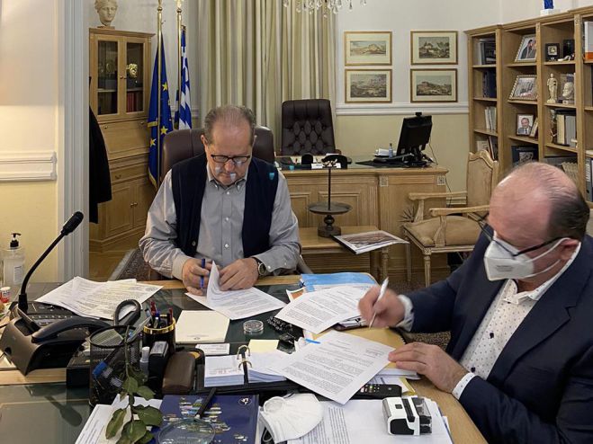 &Pi;&alpha;&rho;&alpha;&lambda;&alpha;&mu;&beta;ά&nu;&omicron;&nu;&tau;&alpha;&iota; &tau;&alpha; 5 &tau;&rho;&alpha;&kappa;&tau;έ&rho; &beta;&alpha;&rho;έ&omega;&sigmaf; &tau;ύ&pi;&omicron;&upsilon; &alpha;&pi;ό &tau;&eta;&nu; &Pi;&epsilon;&rho;&iota;&phi;έ&rho;&epsilon;&iota;&alpha; &Pi;&epsilon;&lambda;&omicron;&pi;&omicron;&nu;&nu;ή&sigma;&omicron;&upsilon;