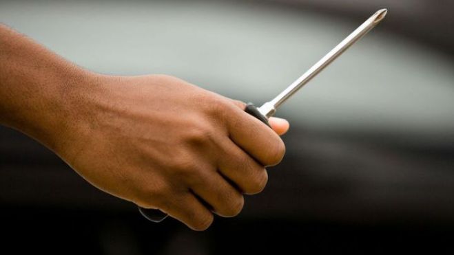 &Alpha;&rho;&kappa;&alpha;&delta;ί&alpha; | &Lambda;&eta;&sigma;&tau;&epsilon;ί&alpha; &mu;&epsilon; &kappa;&alpha;&tau;&sigma;&alpha;&beta;ί&delta;&iota; &sigma;&epsilon; &sigma;&pi;ί&tau;&iota; &eta;&lambda;&iota;&kappa;&iota;&omega;&mu;έ&nu;&omega;&nu;