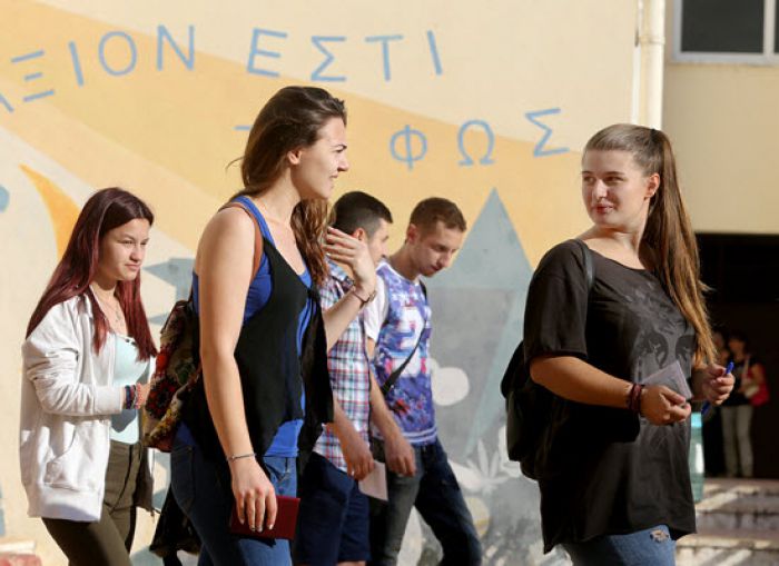 &Omicron;&iota; &epsilon;&nu;&delta;&omicron;&sigma;&chi;&omicron;&lambda;&iota;&kappa;έ&sigmaf; &epsilon;&xi;&epsilon;&tau;ά&sigma;&epsilon;&iota;&sigmaf; &sigma;&epsilon; &Gamma;&upsilon;&mu;&nu;ά&sigma;&iota;&alpha; &kappa;&alpha;&iota; &Lambda;ύ&kappa;&epsilon;&iota;&alpha; - Ό&lambda;&epsilon;&sigmaf; &omicron;&iota; &eta;&mu;&epsilon;&rho;&omicron;&mu;&eta;&nu;ί&epsilon;&sigmaf;