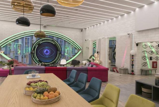 &Sigma;ά&lambda;&omicron;&sigmaf; &sigma;&tau;&omicron; Big Brother: &Delta;&iota;έ&rho;&rho;&epsilon;&upsilon;&sigma;&epsilon; &laquo;&rho;&omicron;&zeta;&raquo; &beta;ί&nu;&tau;&epsilon;&omicron; &alpha;&pi;ό &tau;&omicron;&upsilon;&sigmaf; &tau;&epsilon;&chi;&nu;&iota;&kappa;&omicron;ύ&sigmaf; &ndash; &Pi;&alpha;ί&rho;&nu;&omicron;&upsilon;&nu; &kappa;&epsilon;&phi;ά&lambda;&iota;&alpha; &sigma;&tau;&omicron;&nu; &Sigma;&Kappa;&Alpha;Ϊ