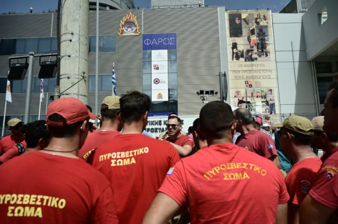 &Pi;&upsilon;&rho;&omicron;&sigma;&beta;έ&sigma;&tau;&epsilon;&sigmaf; | &Eta;&chi;&eta;&rho;ό &mu;ή&nu;&upsilon;&mu;&alpha; &sigma;&tau;&eta;&nu; &kappa;&upsilon;&beta;έ&rho;&nu;&eta;&sigma;&eta; &Mu;&eta;&tau;&sigma;&omicron;&tau;ά&kappa;&eta; &ndash; &laquo;&Omicron;&iota; &kappa;&alpha;&tau;&alpha;&sigma;&tau;&rho;&omicron;&phi;έ&sigmaf; &delta;&epsilon;&nu; &epsilon;ί&nu;&alpha;&iota; &epsilon;&pi;&omicron;&chi;&iota;&kappa;έ&sigmaf;&raquo;