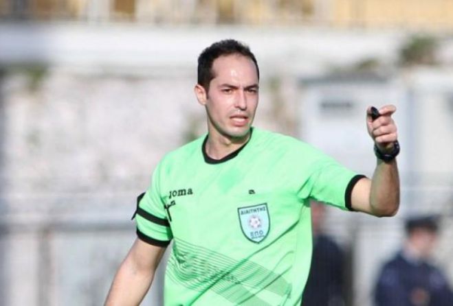 &Sigma;&phi;&upsilon;&rho;ί&zeta;&epsilon;&iota; &sigma;&tau;&omicron; Europa League o &Delta;&iota;&alpha;&mu;&alpha;&nu;&tau;ό&pi;&omicron;&upsilon;&lambda;&omicron;&sigmaf; &alpha;&pi;ό &tau;&eta;&nu; &Alpha;&rho;&kappa;&alpha;&delta;ί&alpha;