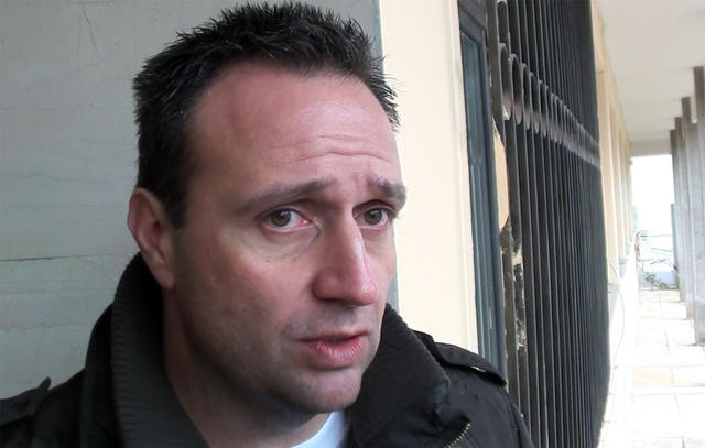 &Mu;&epsilon;&tau;&alpha;&xi;ύ &Alpha;&rho;&iota;&sigma;&tau;&epsilon;&rho;ά&sigmaf; &kappa;&alpha;&iota; &Kappa;&epsilon;&nu;&tau;&rho;&omicron;&alpha;&rho;&iota;&sigma;&tau;&epsilon;&rho;ά&sigmaf;