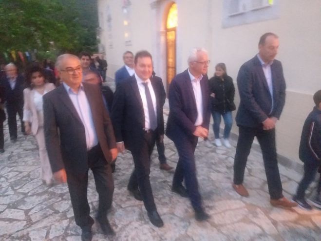&Gamma;&iota;&omicron;&rho;&tau;ή &Alpha;&gamma;ί&omicron;&upsilon; &Kappa;&omega;&nu;&sigma;&tau;&alpha;&nu;&tau;ί&nu;&omicron;&upsilon; &kappa;&alpha;&iota; &Epsilon;&lambda;έ&nu;&eta;&sigmaf; | &Sigma;&epsilon; &Mu;&alpha;&tau;&zeta;&alpha;&gamma;&rho;ά &kappa;&alpha;&iota; &Alpha;&rho;&tau;&epsilon;&mu;ί&sigma;&iota;&omicron; &omicron; &Gamma;&iota;ά&nu;&nu;&eta;&sigmaf; &Sigma;&mu;&upsilon;&rho;&nu;&iota;ώ&tau;&eta;&sigmaf;