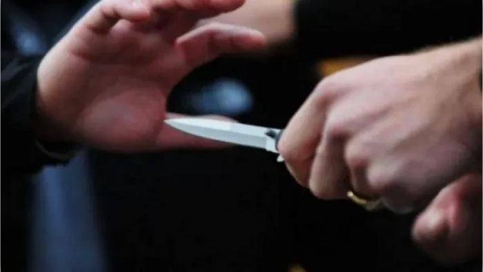 Η ανακοίνωση της αστυνομίας για τα μαχαιρώματα στην Τρίπολη | Συνελήφθησαν οι ανήλικοι, δικογραφία για τους γονείς