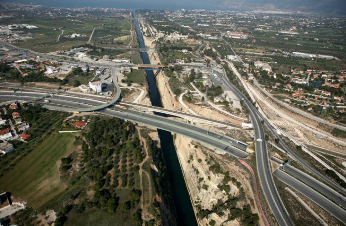 &Omicron;&iota; &nu;έ&epsilon;&sigmaf; &tau;&iota;&mu;έ&sigmaf; &delta;&iota;&omicron;&delta;ί&omega;&nu; &sigma;&tau;&alpha; &delta;&iota;ό&delta;&iota;&alpha; &Epsilon;&lambda;&epsilon;&upsilon;&sigma;ί&nu;&alpha;&sigmaf; &kappa;&alpha;&iota; &laquo;&Kappa;&omicron;&rho;ί&nu;&theta;&omicron;&upsilon; &ndash; &Pi;&alpha;&tau;&rho;ώ&nu;&raquo;