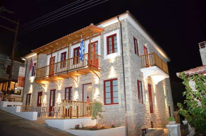 &Tau;&omicron; &Mu;&omicron;&upsilon;&sigma;&epsilon;ί&omicron; &Delta;ά&rho;&alpha; &beta;&rho;&alpha;&beta;&epsilon;ύ&epsilon;&iota; &epsilon;&pi;&iota;&tau;&upsilon;&chi;ό&nu;&tau;&epsilon;&sigmaf; &sigma;&epsilon; &Alpha;&Epsilon;&Iota; &kappa;&alpha;&iota; &Tau;&Epsilon;&Iota;