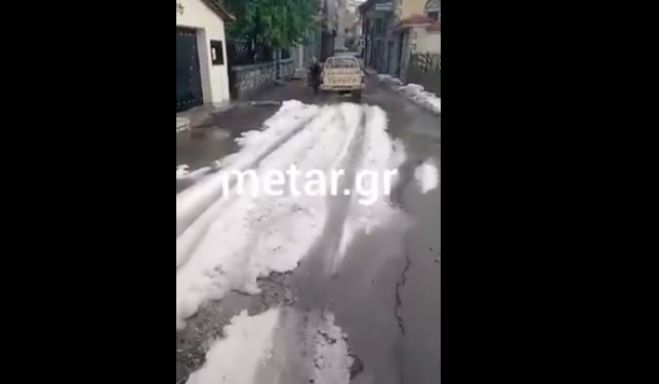 Βυτίνα | Πρώτα σφοδρή καταιγίδα και αμέσως μετά χαλάζι! (vd)