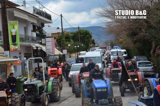 Την παλαιά εθνική &quot;Άργους - Τρίπολης&quot; έκλεισαν οι αγρότες! (εικόνες)