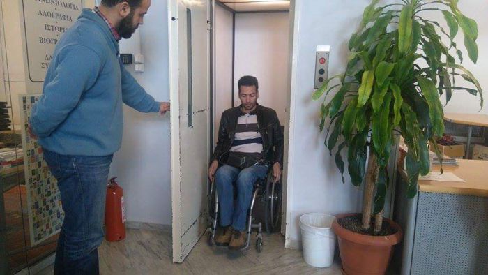 Σε βιωματικό σεμινάριο κινητικότητας για ΑΜΕΑ ο Τάκης Παρασκευόπουλος