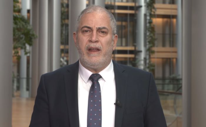 Ευρωβουλευτής Φουντούλης: &quot;Δεν παραιτήθηκα. Παραμένω στη Χρυσή Αυγή. Δεν με ενδιαφέρουν οι καρέκλες&quot; (vd)