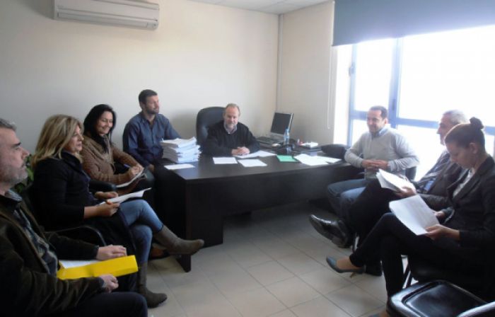 &Xi;&epsilon;&kappa;&iota;&nu;&omicron;ύ&nu; &tau;&alpha; έ&rho;&gamma;&alpha; &sigma;&tau;&eta;&nu; &Pi;&alpha;&tau;&rho;ώ&nu; &ndash; &Tau;&rho;&iota;&pi;ό&lambda;&epsilon;&omega;&sigmaf; (&pi;&rho;ώ&eta;&nu; 111)!