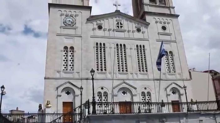 &Eta; &tau;&omicron;&pi;&iota;&kappa;ή &Epsilon;&kappa;&kappa;&lambda;&eta;&sigma;ί&alpha; &kappa;&alpha;&tau;&alpha;&gamma;&gamma;έ&lambda;&lambda;&epsilon;&iota; &tau;&iota;&sigmaf; &tau;&epsilon;&chi;&nu;&iota;&kappa;έ&sigmaf; &tau;&omicron;&upsilon; &laquo;&Delta;&iota;&alpha;&lambda;&omicron;&gamma;&iota;&sigma;&mu;&omicron;ύ&raquo; &kappa;&alpha;&iota; &tau;&eta;&sigmaf; &laquo;&Gamma;&iota;ό&gamma;&kappa;&alpha;&raquo;!