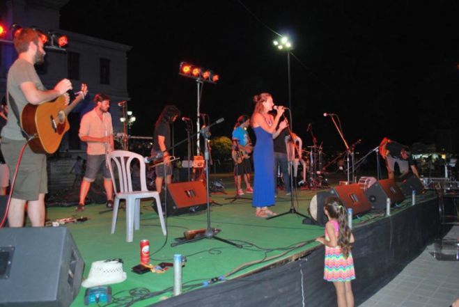 Οι Bandallusia τραγούδησαν στην Τρίπολη! (vd)