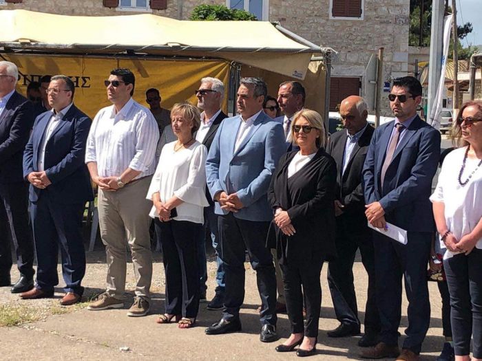 &Tau;&sigma;&iota;&alpha;&mu;&omicron;ύ&lambda;&omicron;&sigmaf;: "&Epsilon;&pi;ί&kappa;&alpha;&iota;&rho;&omicron;&iota;, ό&sigma;&omicron; &pi;&omicron;&tau;έ, &omicron;&iota; &alpha;&gamma;ώ&nu;&epsilon;&sigmaf; &tau;&omicron;&upsilon; &Gamma;&rho;&eta;&gamma;ό&rho;&eta; &Lambda;&alpha;&mu;&pi;&rho;ά&kappa;&eta;"