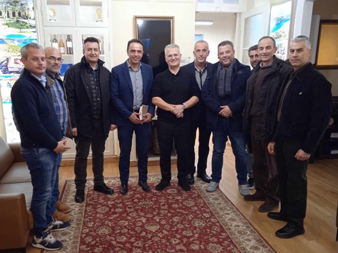 &Sigma;&upsilon;&nu;ά&nu;&tau;&eta;&sigma;&eta; &Pi;&tau;&omega;&chi;&omicron;ύ &mu;&epsilon; &tau;&alpha; &sigma;&omega;&mu;&alpha;&tau;&epsilon;ί&alpha; &epsilon;&kappa;&pi;&alpha;&iota;&delta;&epsilon;&upsilon;&tau;ώ&nu; &omicron;&delta;ή&gamma;&eta;&sigma;&eta;&sigmaf; &kappa;&alpha;&iota; &kappa;&upsilon;&kappa;&lambda;&omicron;&phi;&omicron;&rho;&iota;&alpha;&kappa;ή&sigmaf; &alpha;&gamma;&omega;&gamma;ή&sigmaf; &Pi;&epsilon;&rho;&iota;&phi;έ&rho;&epsilon;&iota;&alpha;&sigmaf; &Pi;&epsilon;&lambda;&omicron;&pi;&omicron;&nu;&nu;ή&sigma;&omicron;&upsilon;