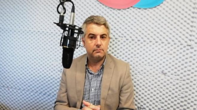 &Omicron;&delta;&upsilon;&sigma;&sigma;έ&alpha;&sigmaf; &sigma;&tau;&eta; &Delta;&eta;&mu;&omicron;&tau;&iota;&kappa;ή &Rho;&alpha;&delta;&iota;&omicron;&phi;&omega;&nu;ί&alpha;: "&Xi;&epsilon;&chi;ά&sigma;&tau;&epsilon; &tau;&iota;&sigmaf; &epsilon;&kappa;&lambda;&omicron;&gamma;έ&sigmaf;, &theta;&alpha; &kappa;&alpha;&theta;&upsilon;&sigma;&tau;&epsilon;&rho;ή&sigma;&omicron;&upsilon;&nu;. &Mu;ό&nu;&omicron; &tau;&omicron; &Pi;&Alpha;&Sigma;&Omicron;&Kappa; &mu;&pi;&omicron;&rho;&epsilon;ί &nu;&alpha; &kappa;&epsilon;&rho;&delta;ί&sigma;&epsilon;&iota; &tau;&omicron;&nu; &Mu;&eta;&tau;&sigma;&omicron;&tau;ά&kappa;&eta;"! (vd)