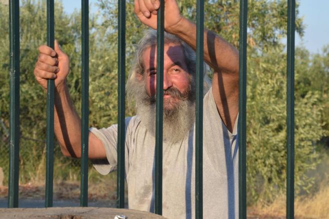 &Tau;&omicron; &Delta;&eta;&mu;&omicron;&tau;&iota;&kappa;ό &Sigma;&upsilon;&mu;&beta;&omicron;ύ&lambda;&iota;&omicron; &Beta;ό&rho;&epsilon;&iota;&alpha;&sigmaf; &Kappa;&upsilon;&nu;&omicron;&upsilon;&rho;ί&alpha;&sigmaf; &alpha;&pi;&omicron;&chi;&alpha;&iota;&rho;&epsilon;&tau;ά &tau;&omicron;&nu; &Lambda;ά&mu;&pi;&rho;&omicron; &Kappa;&omicron;&upsilon;&rho;ό&gamma;&iota;&omega;&rho;&gamma;&alpha;