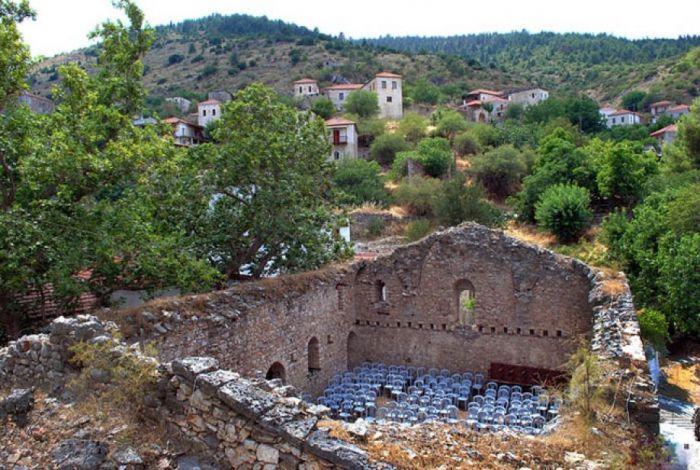 Μετά από 191 χρόνια η Περιφέρεια Πελοποννήσου αναστηλώνει την ιστορική Μητρόπολη Πραστού!