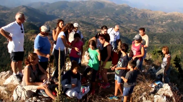 Περίπατος στο Παλαιόκαστρο με τον Σύλλογο Βαλτεσινιωτών (vd)