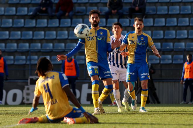 Castaño τέλος από τον Αστέρα!