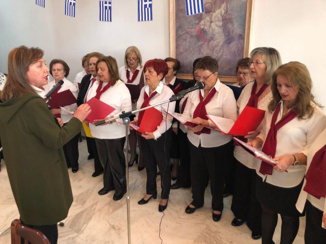 &Eta; &gamma;&iota;&omicron;&rho;&tau;ή &gamma;&iota;&alpha; &tau;&eta;&nu; &epsilon;&pi;έ&tau;&epsilon;&iota;&omicron; &tau;&eta;&sigmaf; 25&eta;&sigmaf; &Mu;&alpha;&rho;&tau;ί&omicron;&upsilon; &sigma;&tau;&omicron; &Kappa;&Alpha;&Pi;&Eta; &Tau;&rho;ί&pi;&omicron;&lambda;&eta;&sigmaf; (&epsilon;&iota;&kappa;ό&nu;&epsilon;&sigmaf; - &beta;ί&nu;&tau;&epsilon;&omicron;)