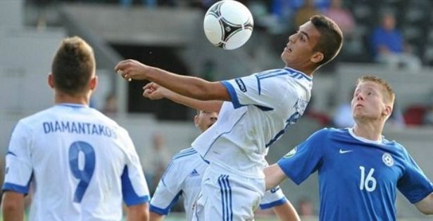 &Omicron; &Kappa;&omicron;&upsilon;&rho;&mu;&pi;έ&lambda;&eta;&sigmaf; &tau;&omicron;&upsilon; &Alpha;&sigma;&tau;έ&rho;&alpha; &kappa;&lambda;ή&theta;&eta;&kappa;&epsilon; &sigma;&tau;&eta;&nu; &epsilon;&theta;&nu;&iota;&kappa;ή &epsilon;&lambda;&pi;ί&delta;&omega;&nu;