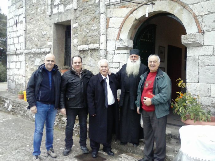 Αρτοκλασία Συνταξιούχων ΟΑΕΕ Μεγαλόπολης στη Μονή της Παναγίας (εικόνες)