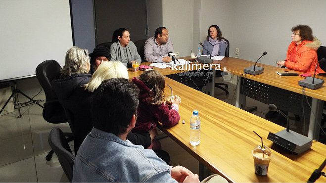 &Pi;&rho;ώ&tau;&eta; &sigma;&upsilon;&nu;ά&nu;&tau;&eta;&sigma;&eta; &gamma;&iota;&alpha; &tau;&omicron; &nu;έ&omicron; &Phi;&iota;&lambda;&omicron;&zeta;&omega;&iota;&kappa;ό &Sigma;ύ&lambda;&lambda;&omicron;&gamma;&omicron; &Tau;&rho;ί&pi;&omicron;&lambda;&eta;&sigmaf;! (vd)