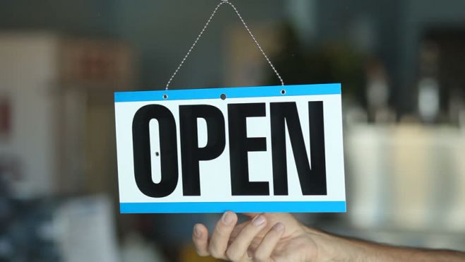 Ποια καταστήματα και υπηρεσίες ανοίγουν τη Δευτέρα (vd)