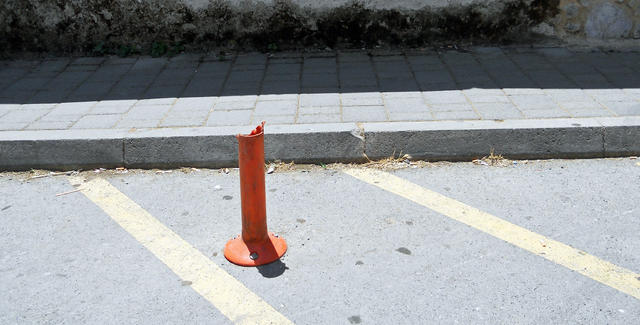 &Sigma;&epsilon; &pi;&omicron;&iota;&omicron;&upsilon;&sigmaf; &delta;&rho;ό&mu;&omicron;&upsilon;&sigmaf; &tau;&eta;&sigmaf; &Tau;&rho;ί&pi;&omicron;&lambda;&eta;&sigmaf; &theta;&alpha; &tau;&omicron;&pi;&omicron;&theta;&epsilon;&tau;&eta;&theta;&omicron;ύ&nu; &pi;&lambda;&alpha;&sigma;&tau;&iota;&kappa;ά &kappa;&omicron;&lambda;&omega;&nu;ά&kappa;&iota;&alpha;